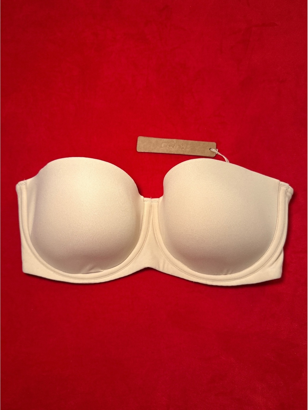 Skims Fits Everybody Strapless Bra Color Sand Size 32DD [COPY]